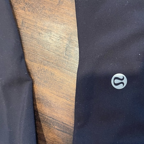 Lululemon Wunder Under - Picture 3 of 4